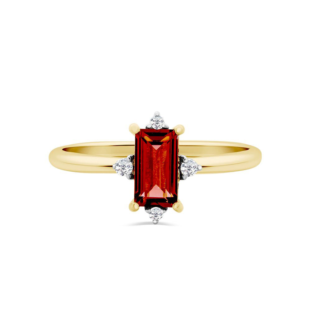 Garnet & Diamond Ring