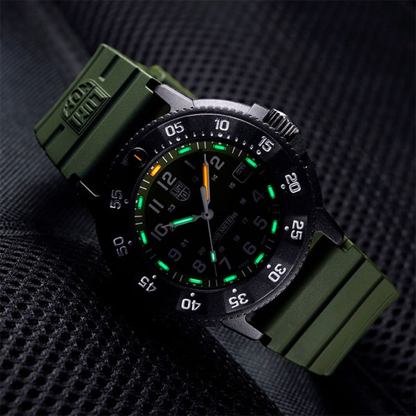 Luminox Navy Seal Evo Carbonox Watch - XS.3013.EVO.S