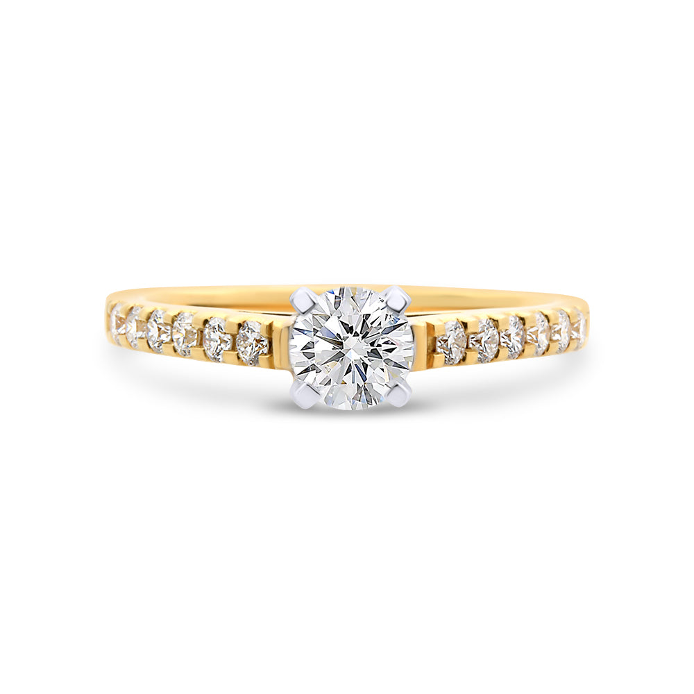 Solitaire Diamond Ring With Shoulder Diamonds